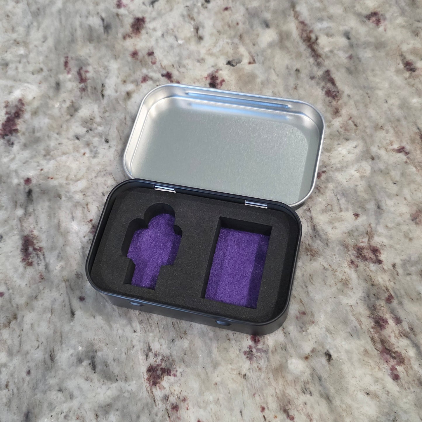 TheFigTin - Single Fig with Accessory Slot - Colored Felt Edition